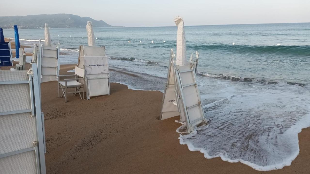B&B Dionea Santa Maria di Castellabate Buitenkant foto